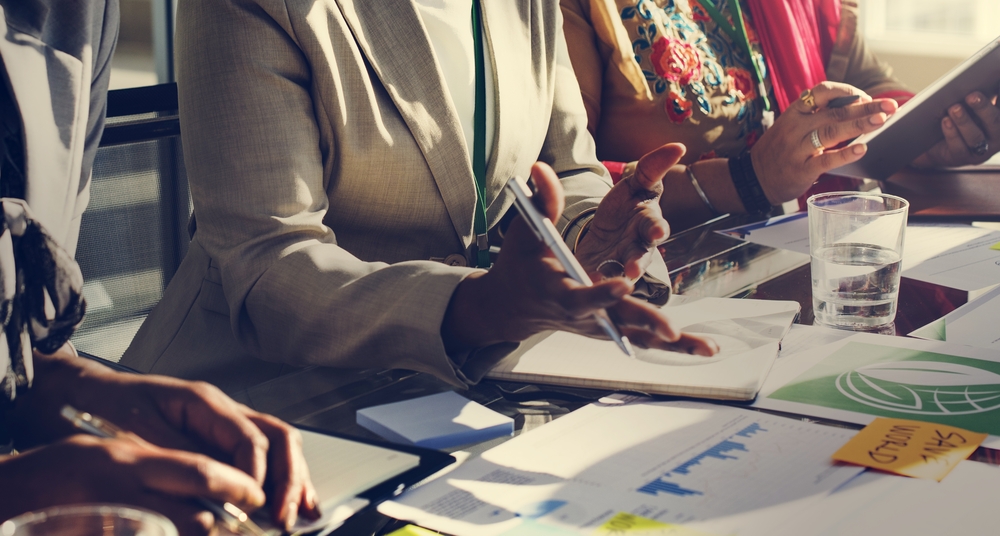 次第です の意味 使い方 メール例文集 所存です との違い 使い分け方